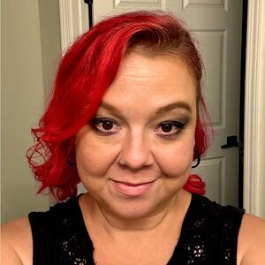 Meet your Posher, Bronwyn